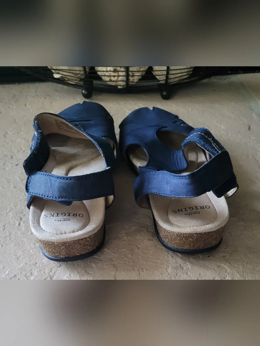 Size 9 M Earth Origins Leather Mary Jane Backstrap Bosk Birdine Navy Sandals